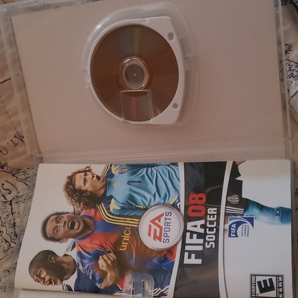 Vintage Psp Game music movie Lot Castlevania,God of War, Red hot chili Peppers - Picture 12 of 16